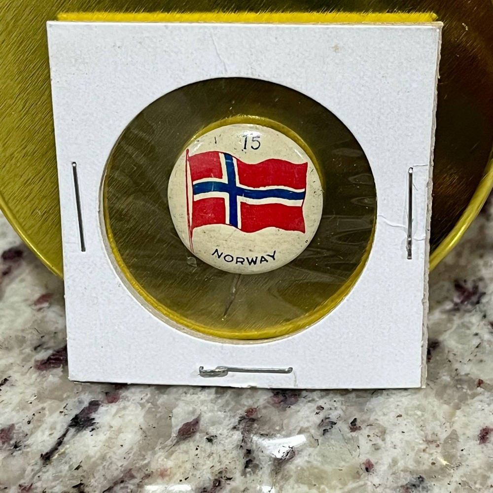 Antique Norway Flag Enamel Pin – Green Duck Co. Chicago – Pat. 1917